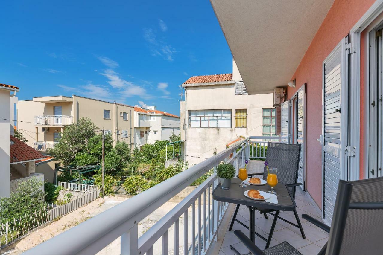 Apartments Marija Makarska Exteriör bild