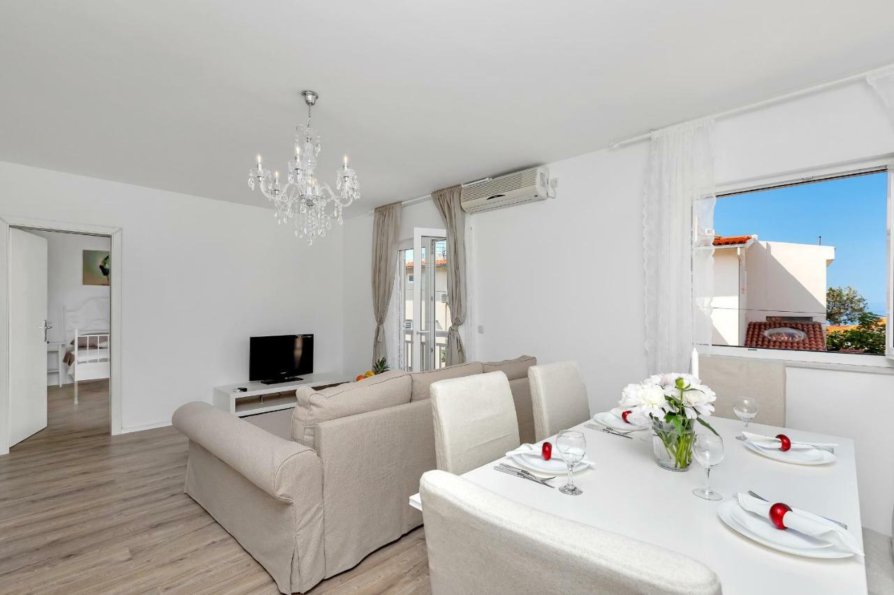 Apartments Marija Makarska Exteriör bild